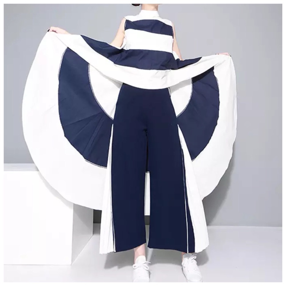 Blue Dramatic Asymmetrical Tail Top - Picture 2 of 8